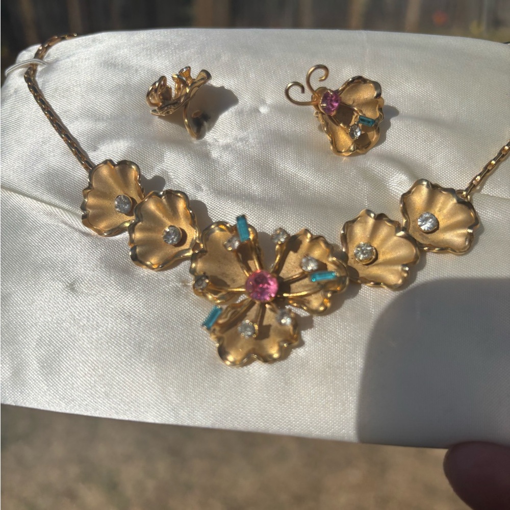 Vintage Gold-Tone Floral Necklace and Earrings Set with Pink & Aqua Stones